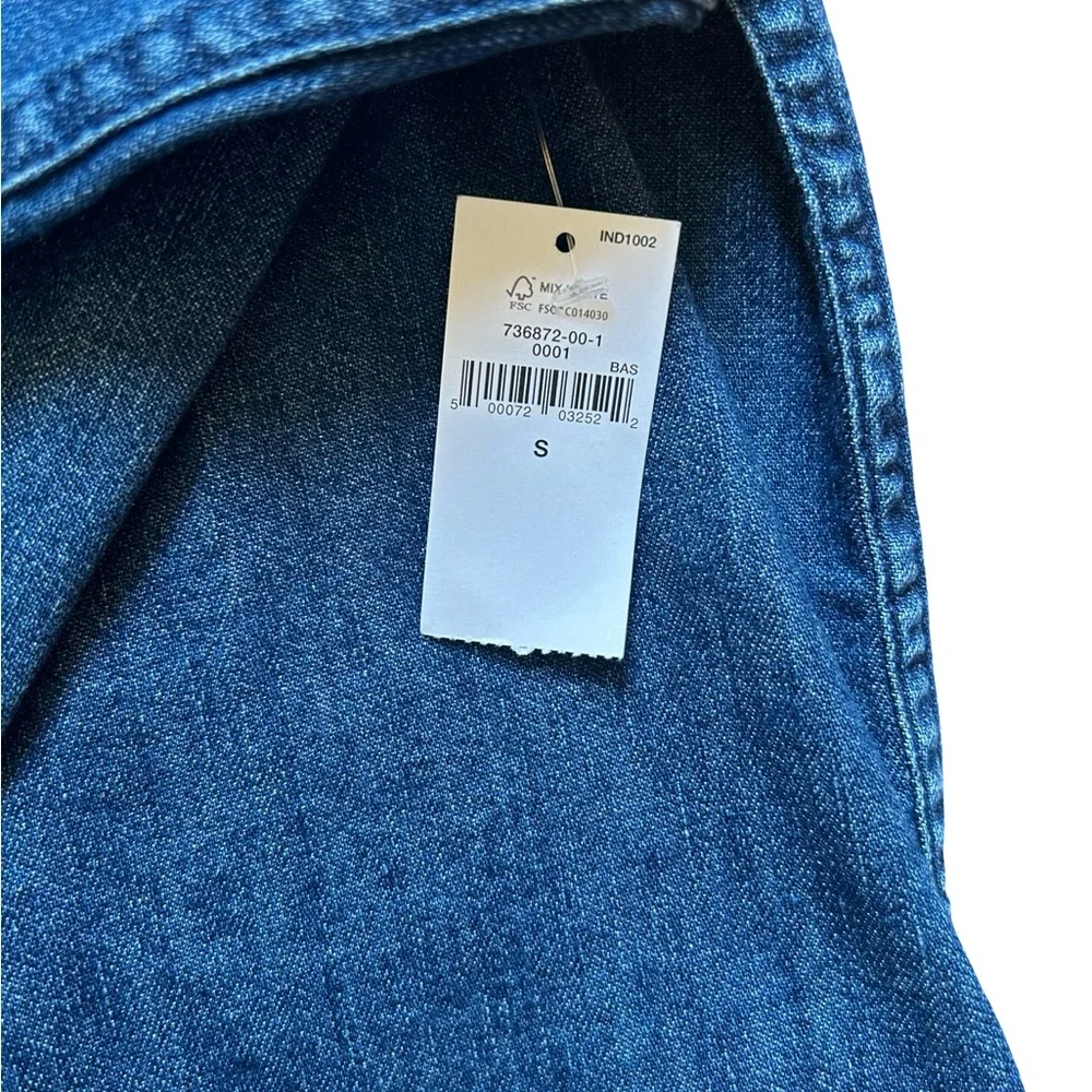 Gap Men’s Button down Denim Classic Shirt Size S - Picture 4 of 11